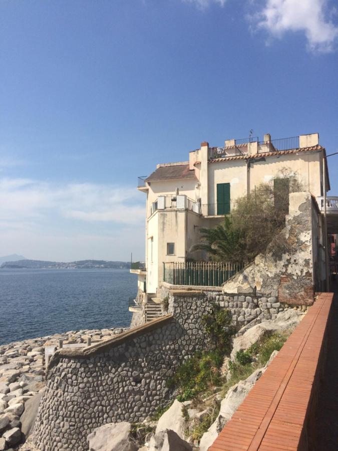 The Reef House Bed & Breakfast Pozzuoli Exterior photo