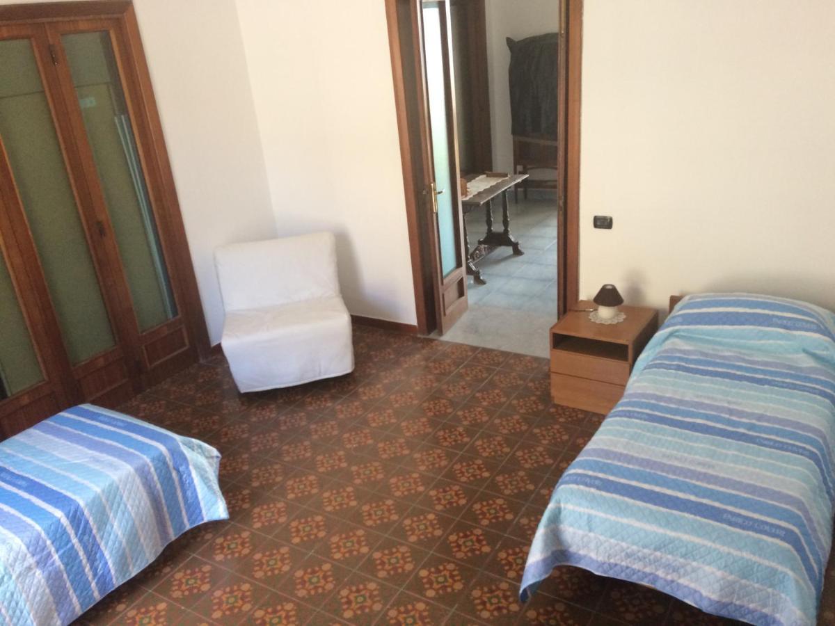 The Reef House Bed & Breakfast Pozzuoli Exterior photo