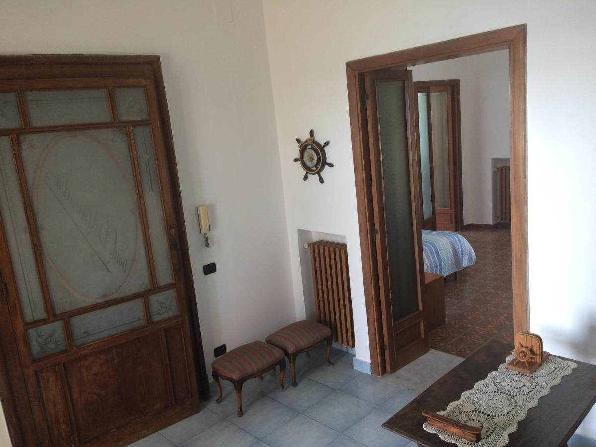 The Reef House Bed & Breakfast Pozzuoli Exterior photo